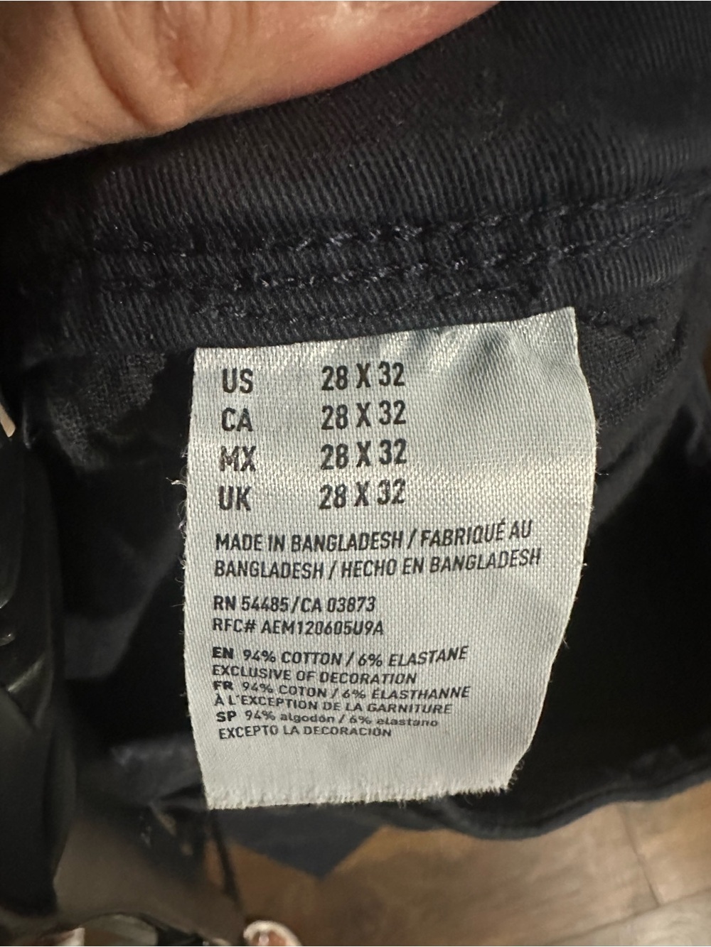 American Eagle 360 Extreme Flex Slim Chino Pants Bundle Size 28/32 Tan Navy - Picture 8 of 9